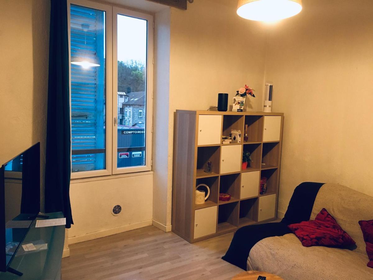 Appart Chartreux Baignoire Massante ,A 3 Minutes Du Centre En Bus! 2 Etoiles Atout France Voiron Exterior foto